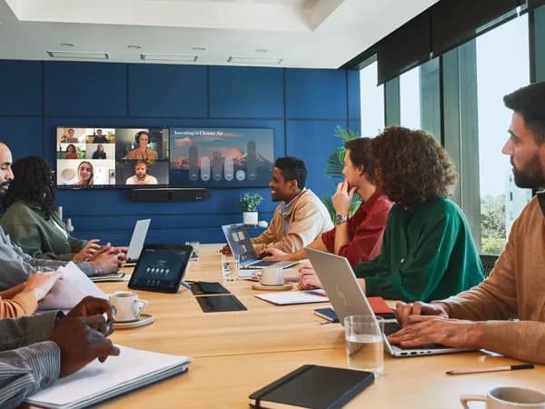 Poly Studio X72 all-in-one video bar in black