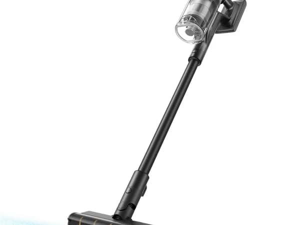 Dreame Z30 cordless stick vacuum in dark gray