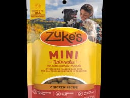 Zuke's Mini Naturals Chicken Recipe training treats package