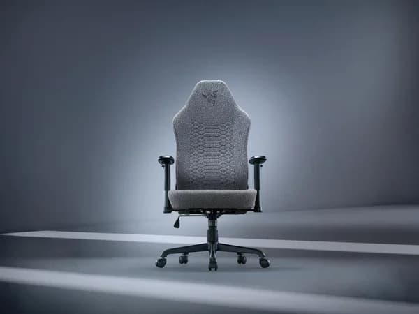 Razer Iskur V2 X NewGen gaming chair in black and green