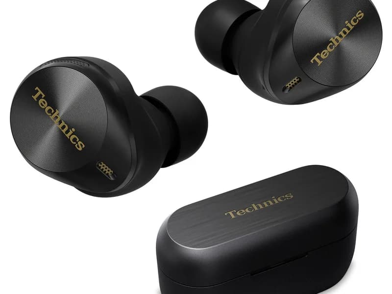 Technics EAH-AZ80 earbuds in black