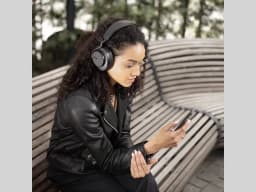 Shure AONIC 50 Gen 2 headphones