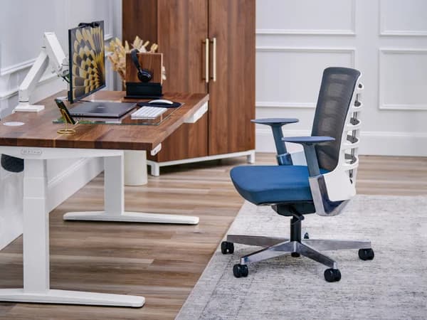 UPLIFT V3 Standing Desk